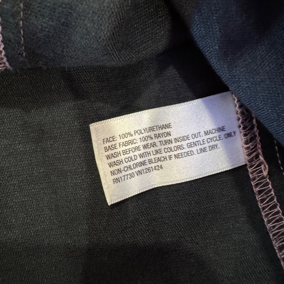 Art Class Rose Shimmering Pink Metallic Skirt Size 16/18 (girls) - Picture 4 of 7